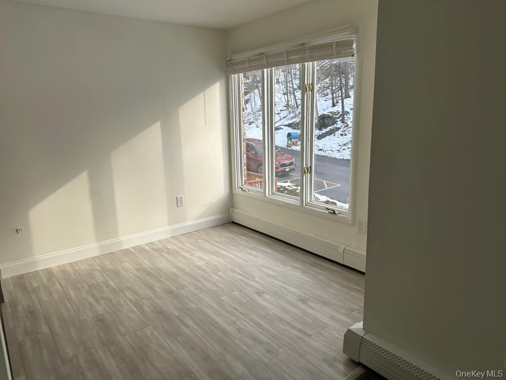 3 Hook Road, Unit 72K Poughkeepsie, NY 12601 - Photo 5 of 13 Dining area off the kitchen