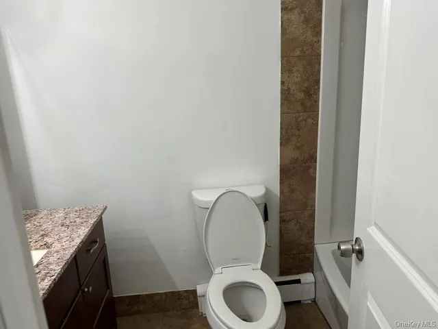 $2,000 | 3 Hook Road, Unit 72K, Poughkeepsie, NY 12601