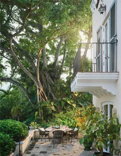 $20,800,000 | 3467 North Moorings Way, Coconut Grove, FL 33133