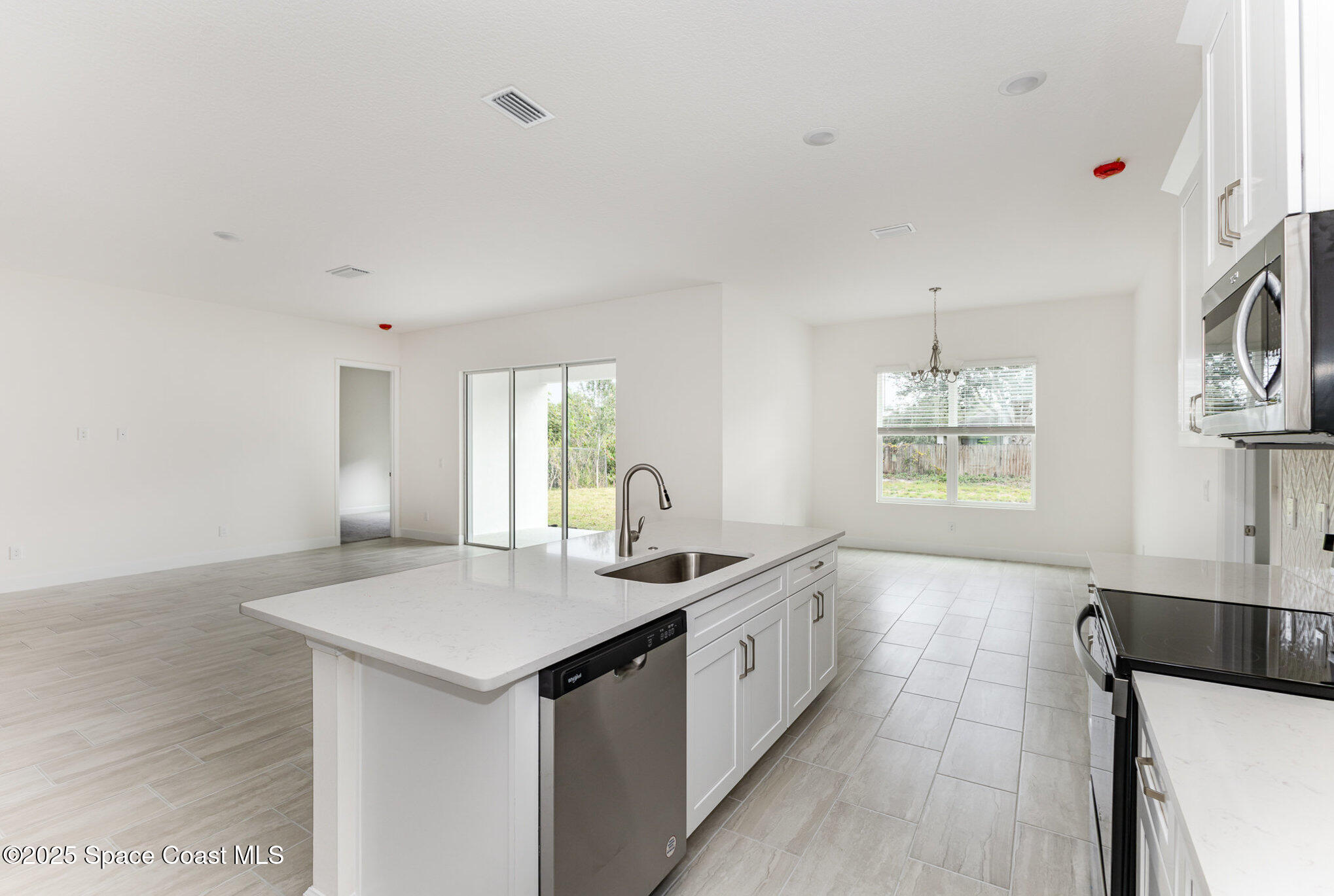 2281 Angel Road Palm Bay, FL 32909 - Photo 7 of 22 009_file_25
