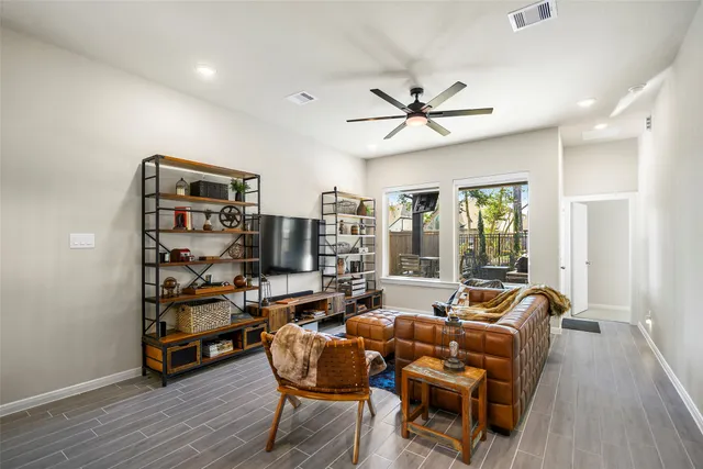 $425,000 | 7474 Cattail Fls Lane, Porter, TX 77365