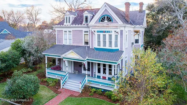 $339,000 | 200 St Charles Avenue, Natchez, MS 39120