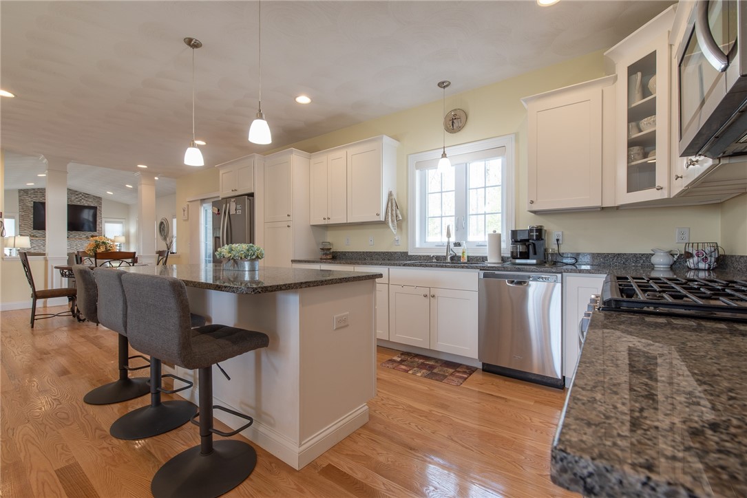 2 Jessica Lee Court Coventry, RI 02816 - Photo 18 of 46