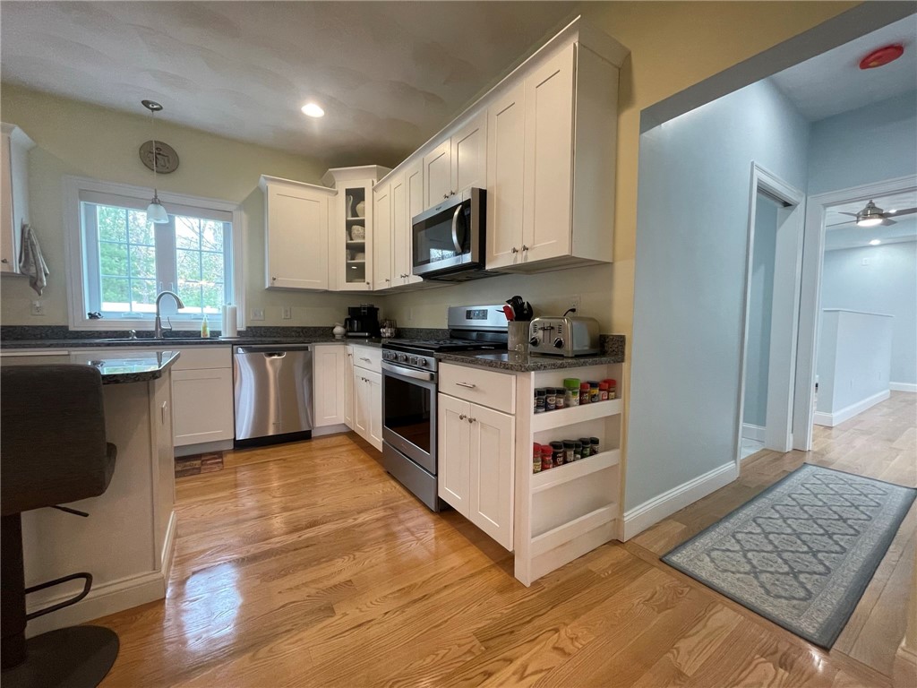 2 Jessica Lee Court Coventry, RI 02816 - Photo 19 of 46