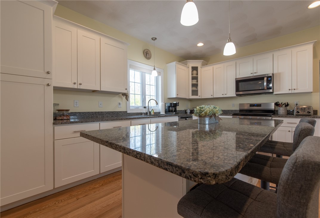 2 Jessica Lee Court Coventry, RI 02816 - Photo 21 of 46