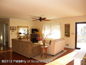 815 Deerfield Road Lake Ariel, PA 18436 - Photo 6 of 18 Gallery Image 6