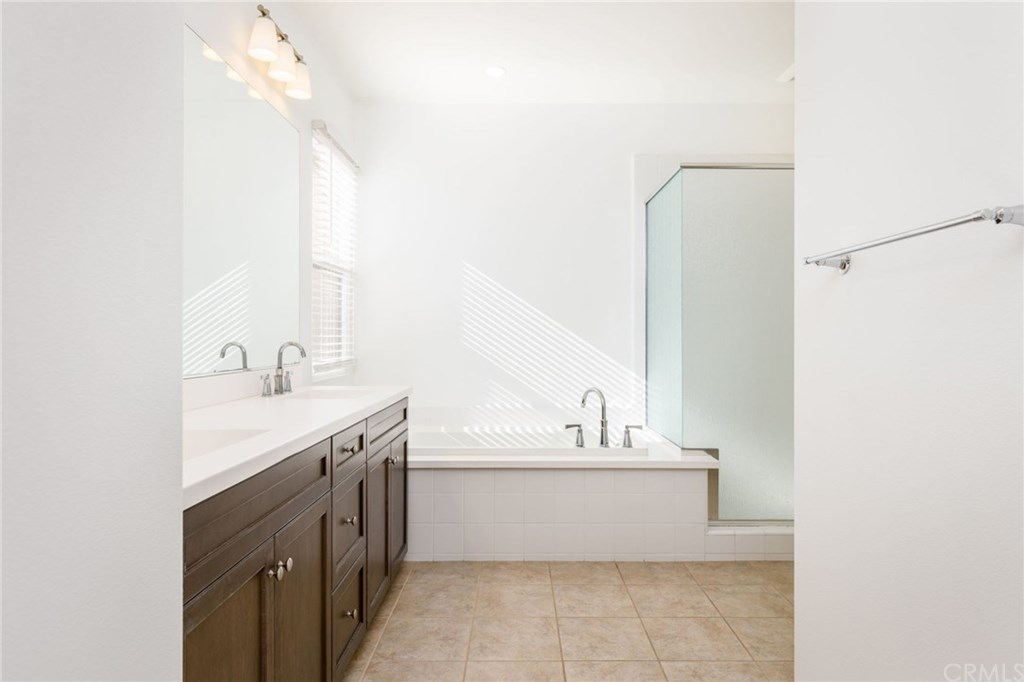 101 Hayseed Irvine, CA 92602 - Photo 11 of 17