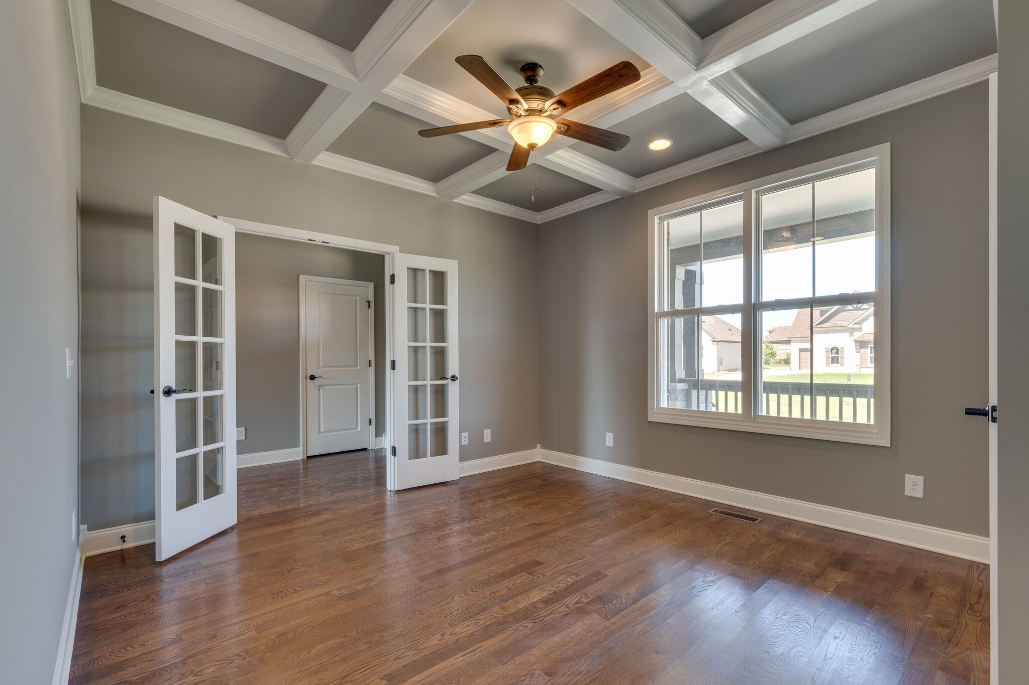 1020 Abbey Rd Way Spring Hill, TN 37174 - Photo 5 of 32 Gallery Image 5