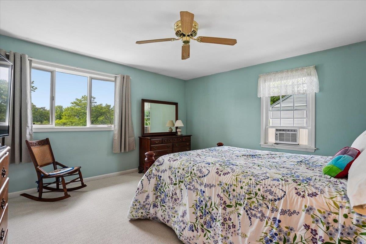 68 Emerald Street Manchester, NH 03103 - Photo 23 of 54
