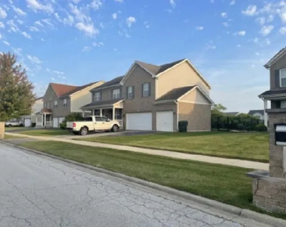 $310,980 | 2285 Queensbridge Drive, Lynwood, IL 60411
