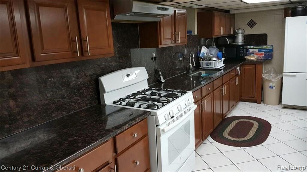 7321 Miller Road Dearborn, MI 48126 - Photo 9 of 15