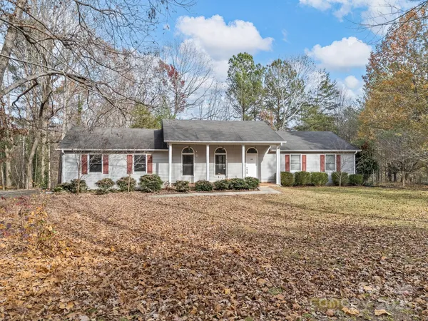 $335,000 | 383 Woody Circle, Tryon, NC 28782