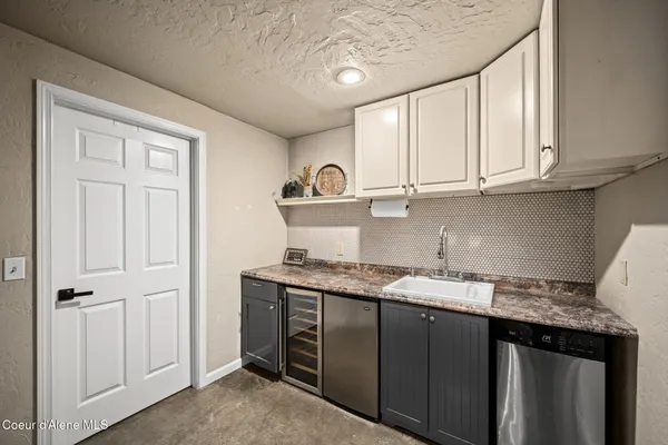 $899,000 | 17875 North Richards Drive, Hayden, ID 83835