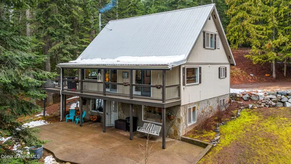 $899,000 | 17875 North Richards Drive, Hayden, ID 83835