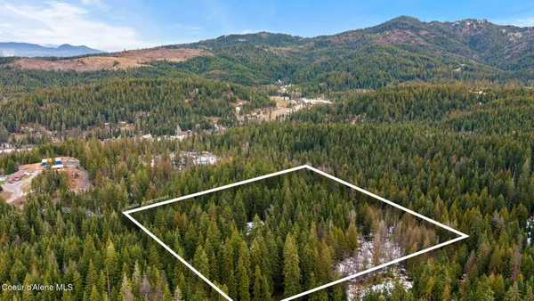 $899,000 | 17875 North Richards Drive, Hayden, ID 83835