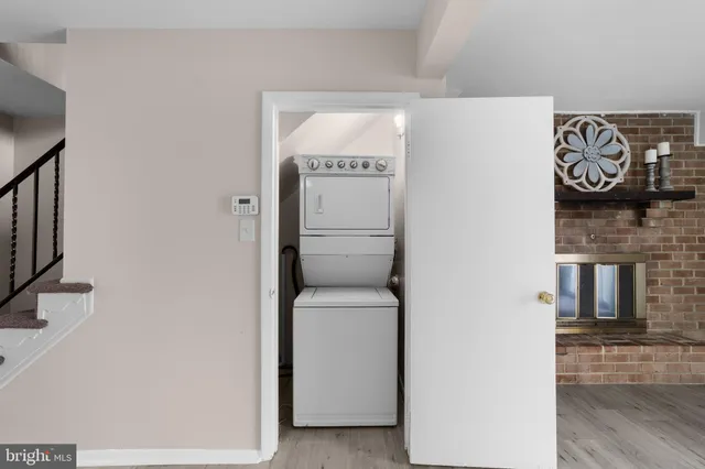a close up of a washer and dryer