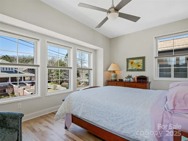 $575,000 | 60 Skyvue Court, Saluda, NC 28773