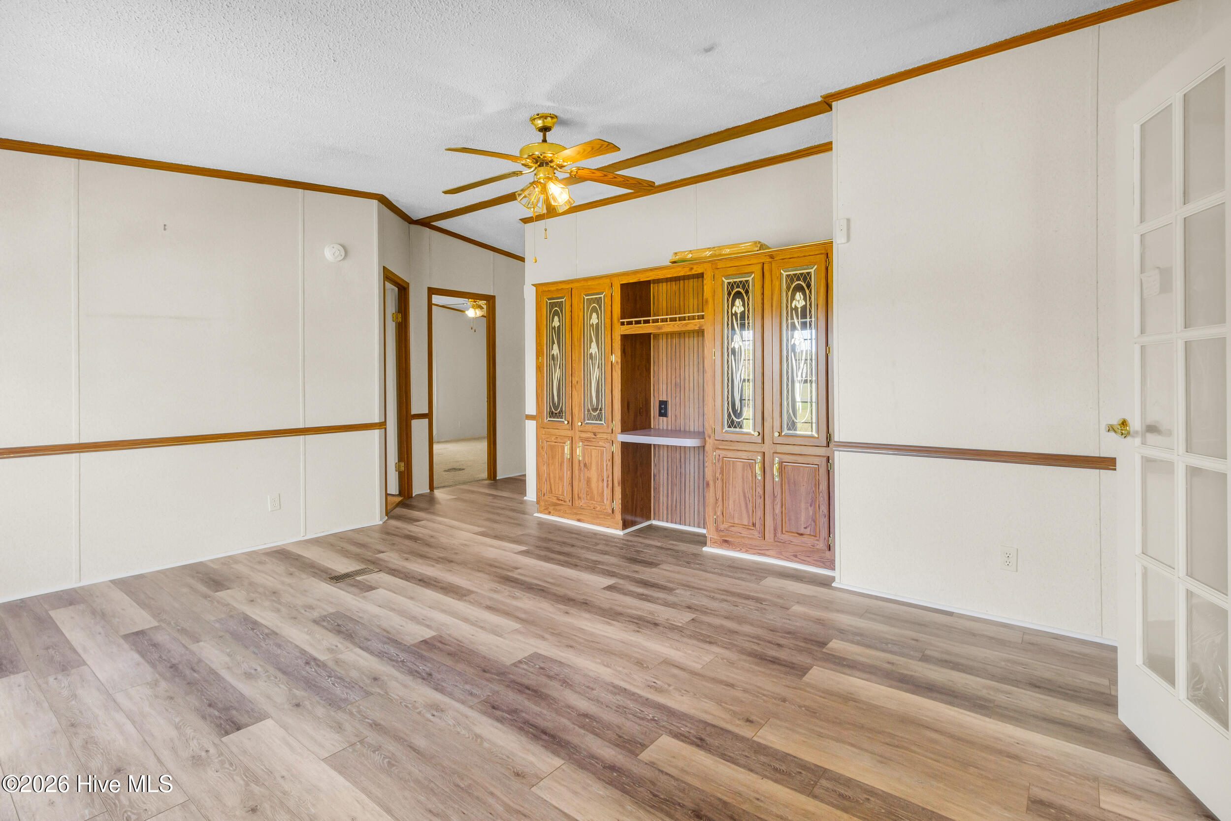275 Bayleaf Road New Bern, NC 28560 - Photo 10 of 52 Living Room