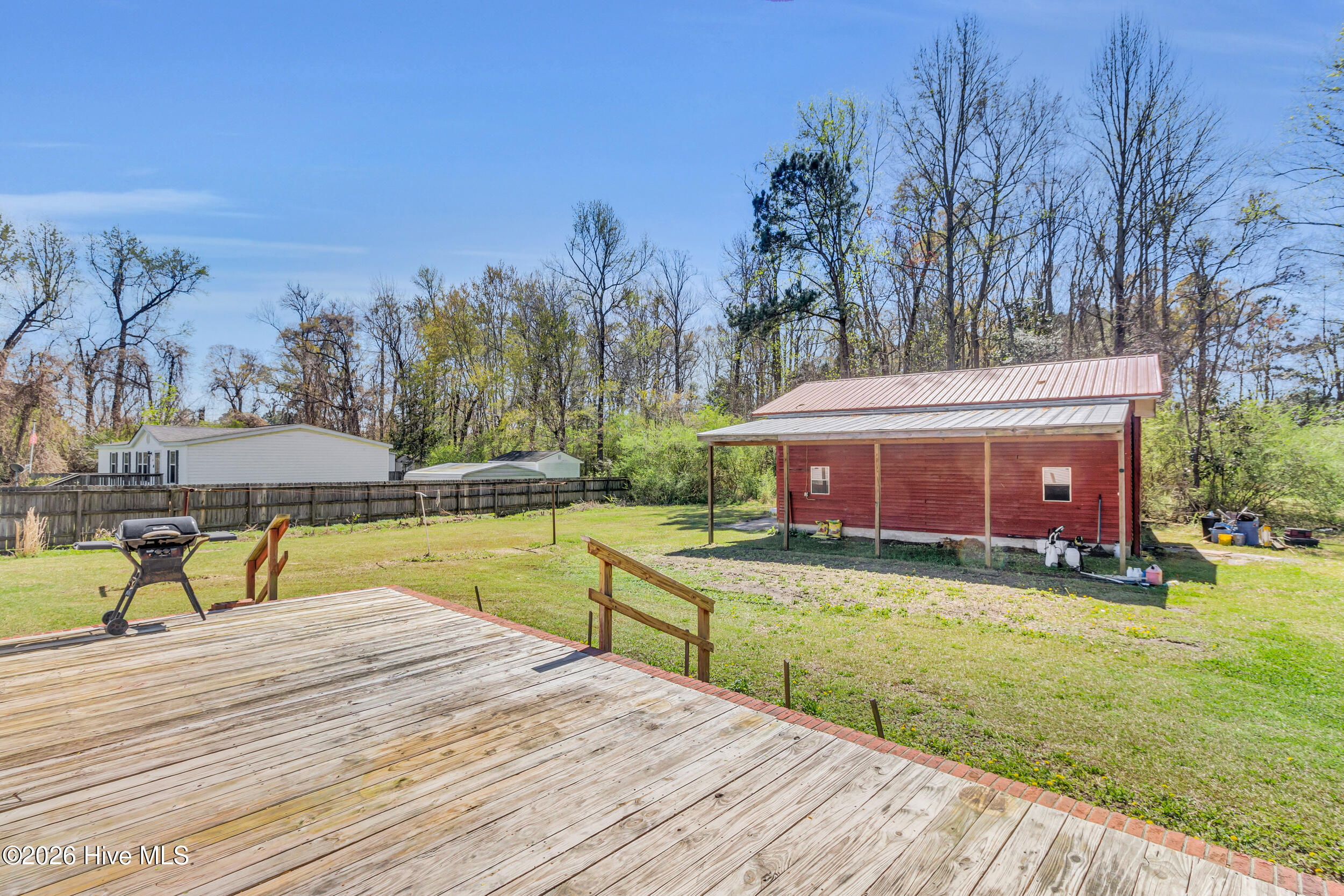 275 Bayleaf Road New Bern, NC 28560 - Photo 34 of 52 Back - Deck