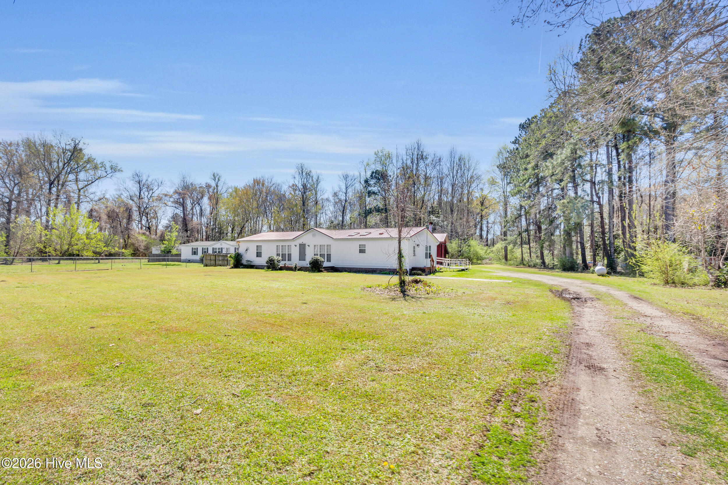 275 Bayleaf Road New Bern, NC 28560 - Photo 46 of 52 Front
