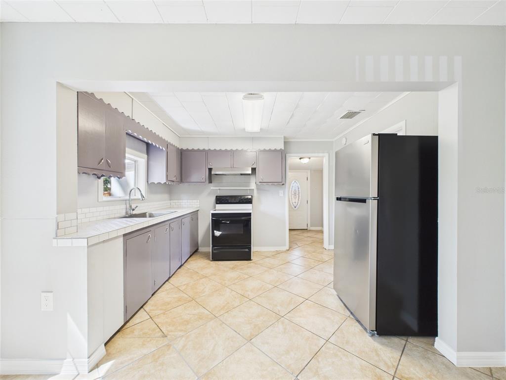 348 Gordon Avenue Dundee, FL 33838 - Photo 13 of 98