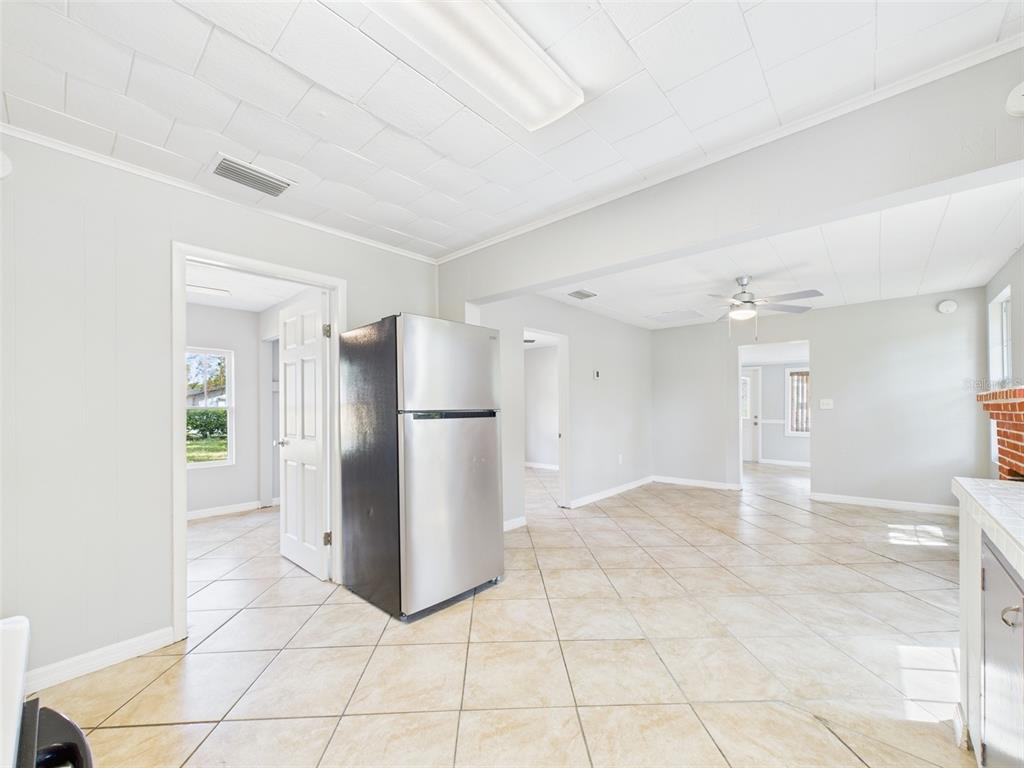 348 Gordon Avenue Dundee, FL 33838 - Photo 16 of 98