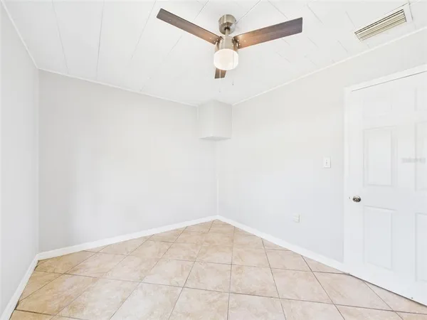 $219,900 | 348 Gordon Avenue, Dundee, FL 33838