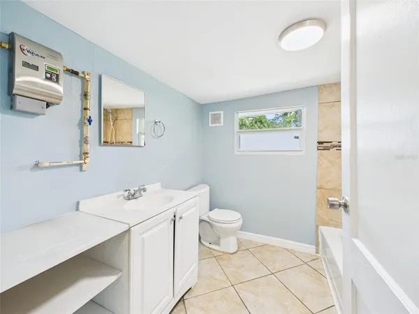 $219,900 | 348 Gordon Avenue, Dundee, FL 33838