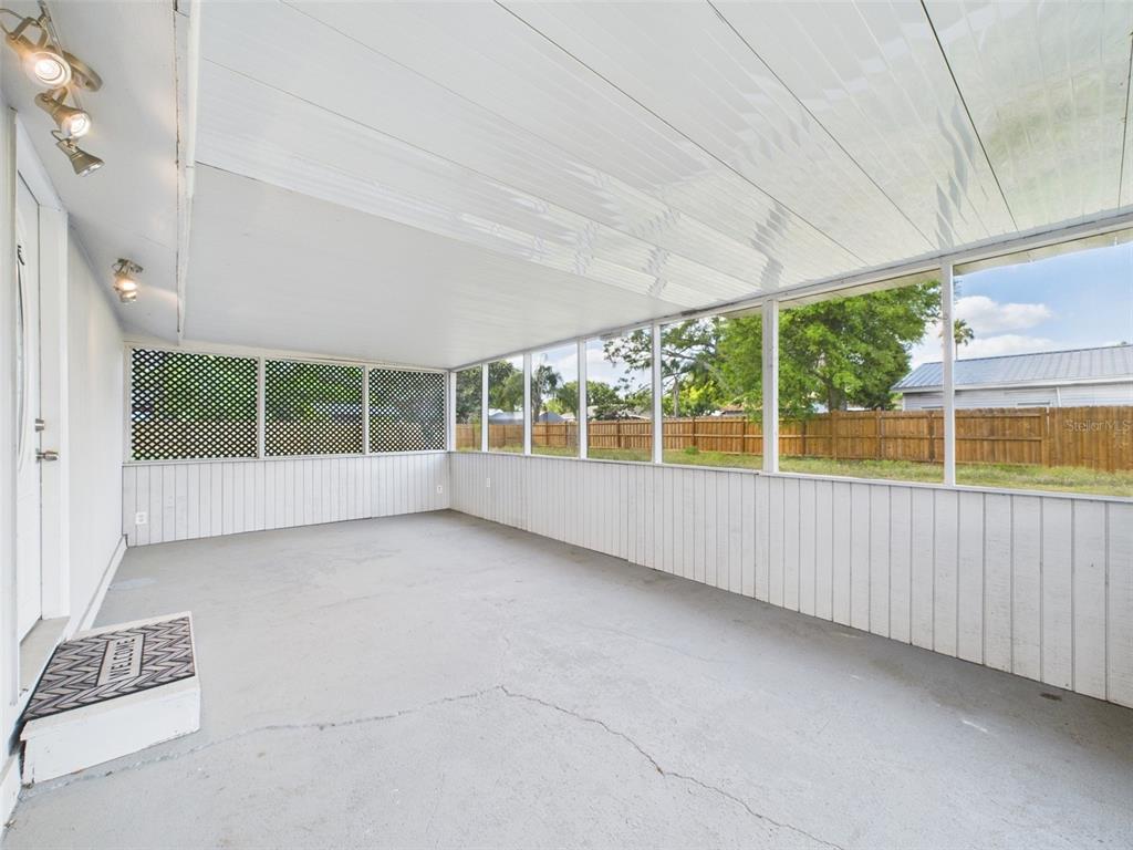 348 Gordon Avenue Dundee, FL 33838 - Photo 46 of 98