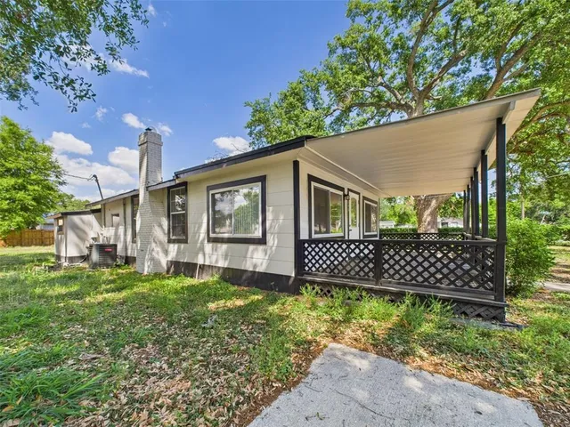 $219,900 | 348 Gordon Avenue, Dundee, FL 33838