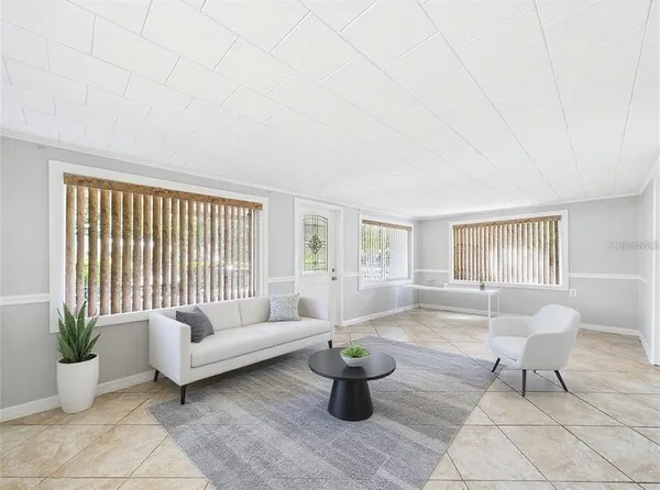 $219,900 | 348 Gordon Avenue, Dundee, FL 33838