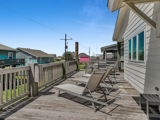 a view of balcony deck and patio