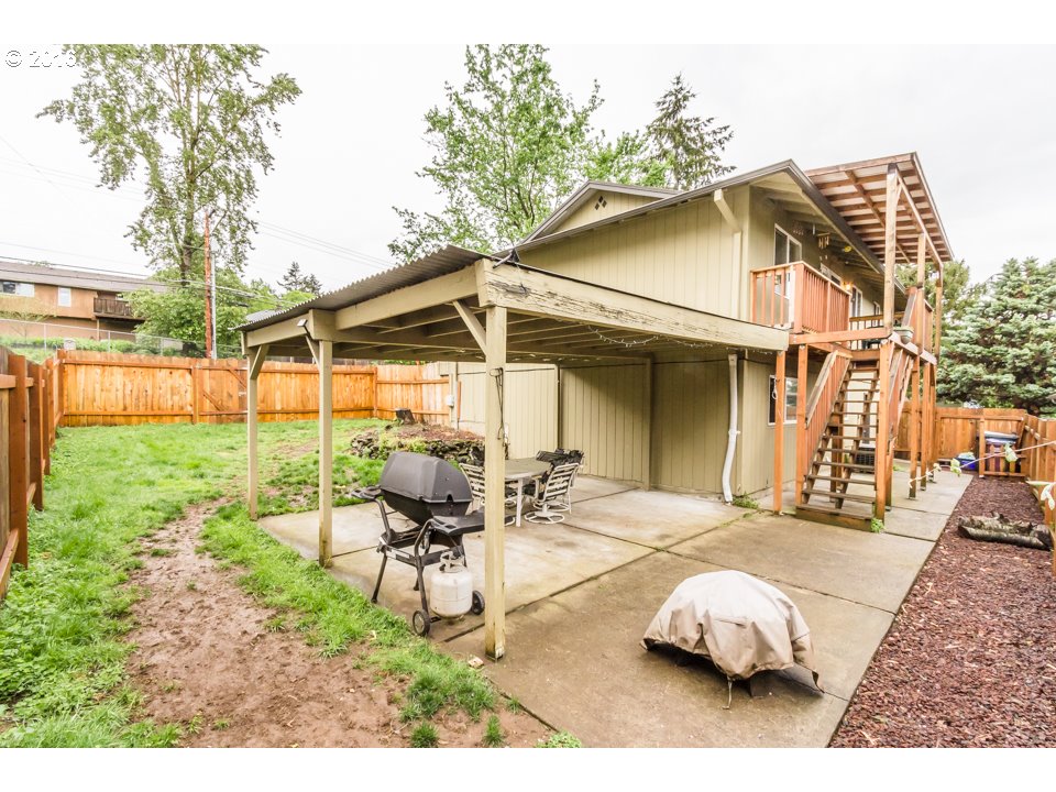 18101 Oatfield Road Gladstone, OR 97027 - Photo 20 of 28 Gallery Image 20