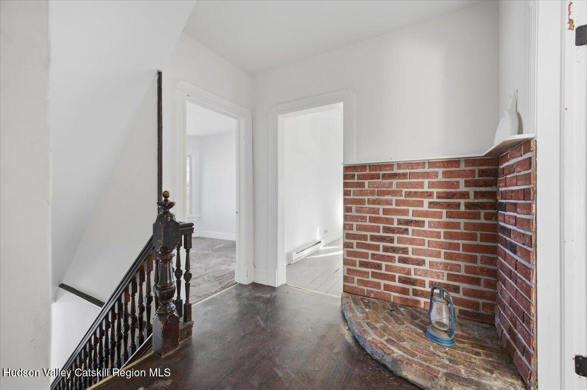 97 Maple Avenue Catskill, NY 12414 - Photo 15 of 27 a view of entryway