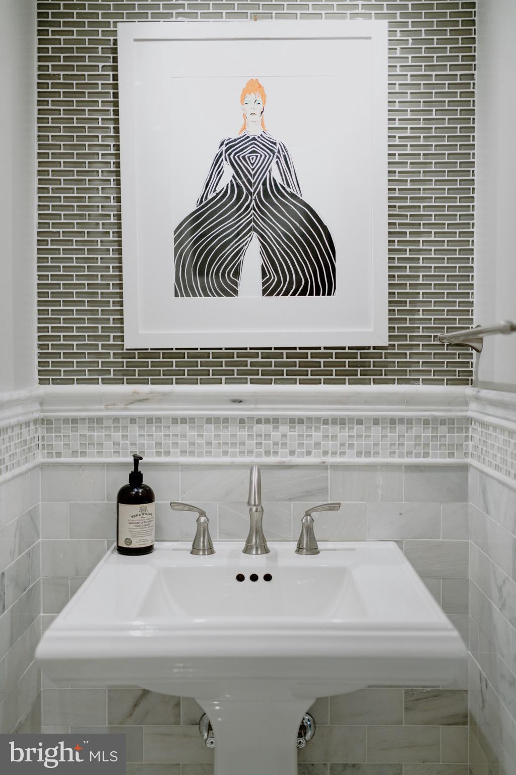 11081 Saffold Way Reston, VA 20190 - Photo 23 of 62