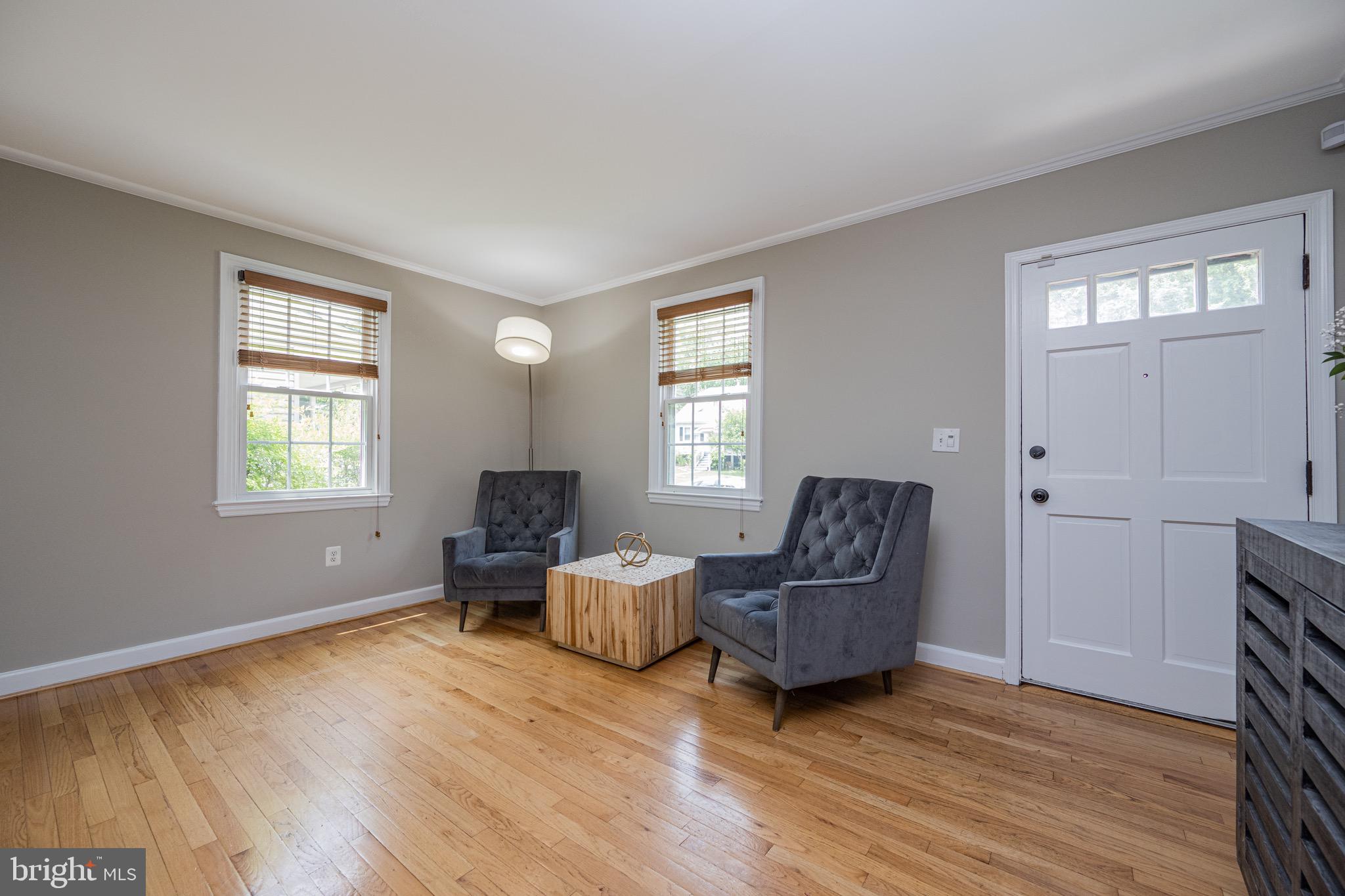 831 Cedarcroft Road Baltimore, MD 21212 - Photo 2 of 31