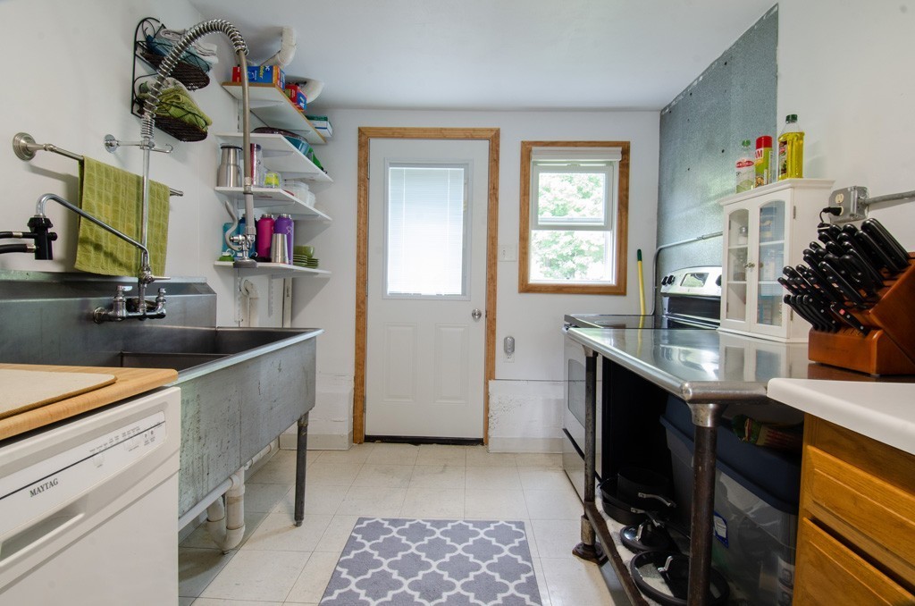 316 Framingham Road Marlborough, MA 01752 - Photo 19 of 30 Gallery Image 19