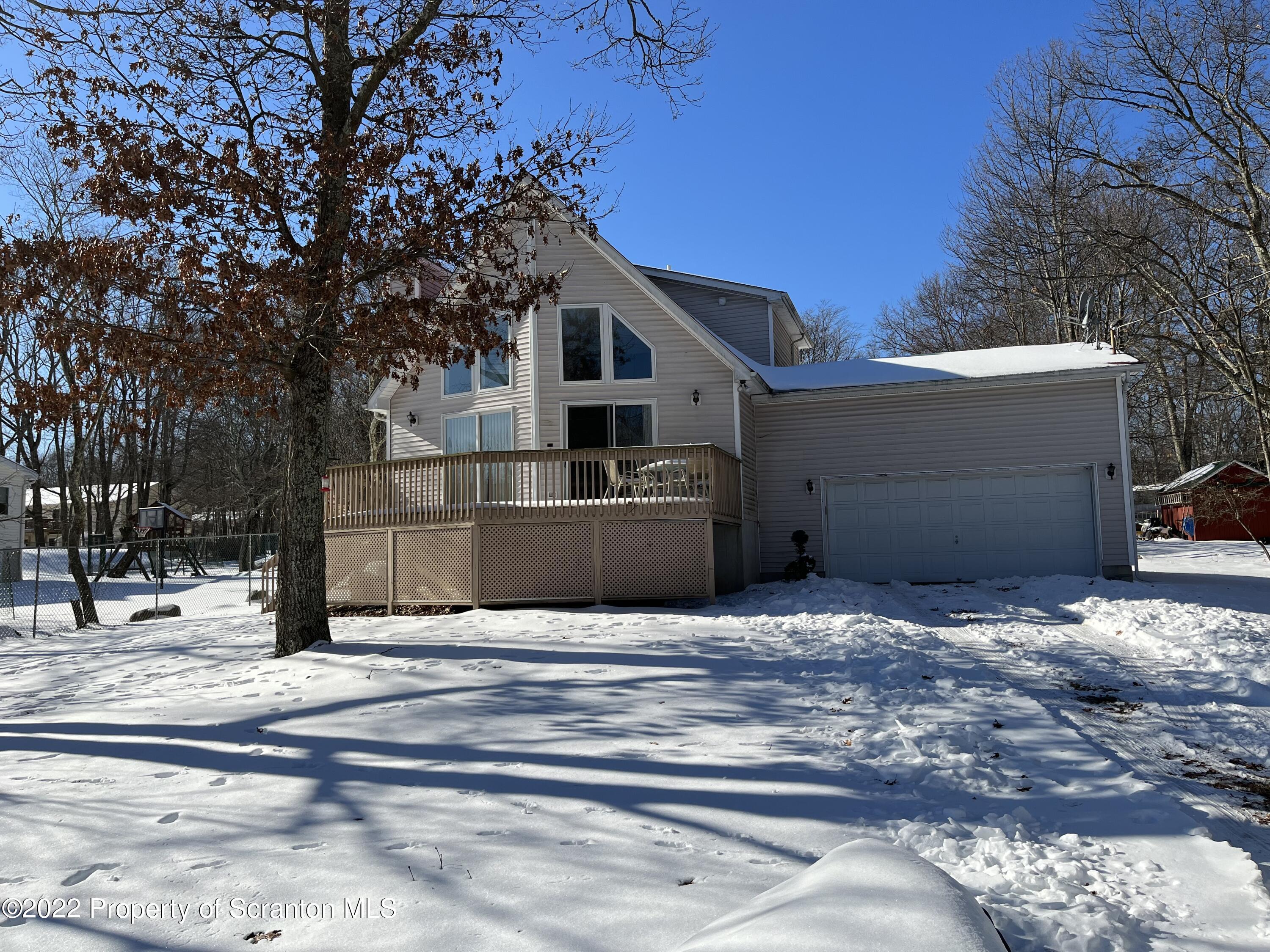 103 Stamford Road Dingmans Ferry, PA 18328 - Photo 2 of 18 Gallery Image 2