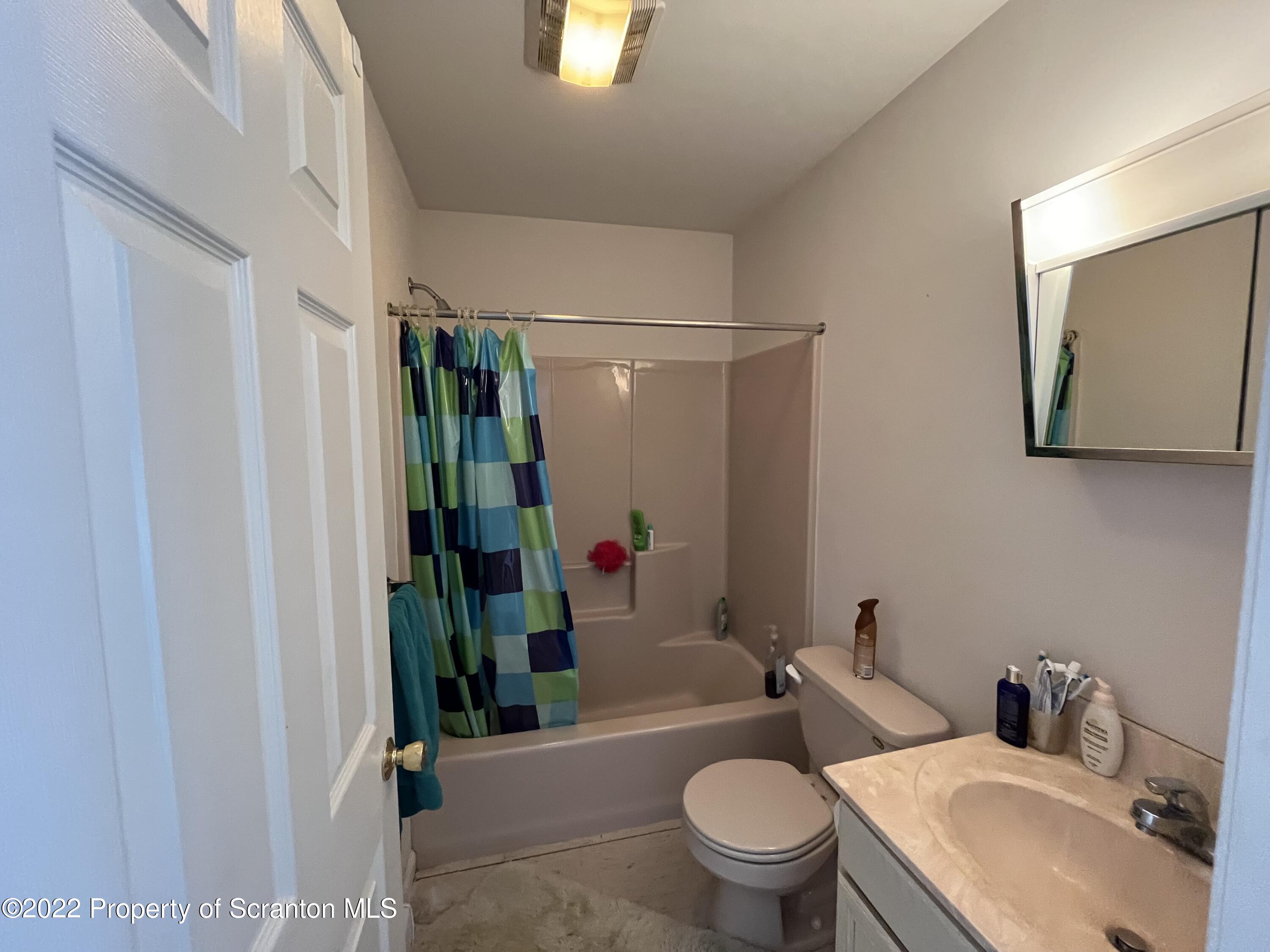 103 Stamford Road Dingmans Ferry, PA 18328 - Photo 8 of 18 Gallery Image 8
