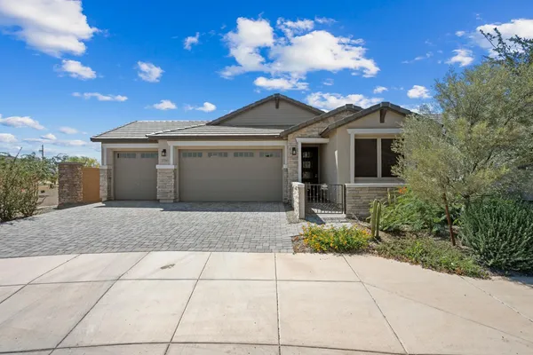 $2,800 | 25796 South 224th Place, Queen Creek, AZ 85142