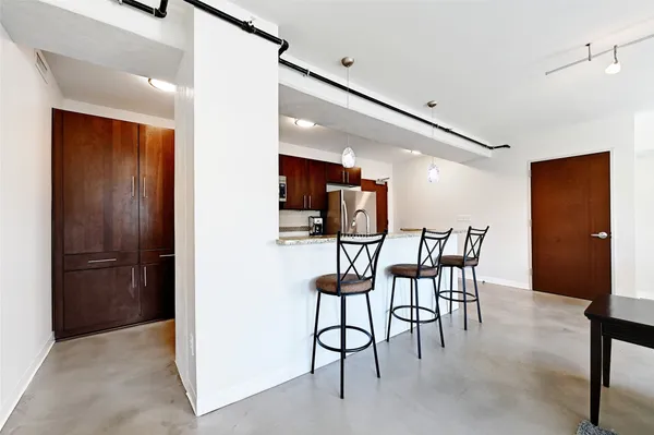 $360,000 | 800 Brazos Street, Unit 705, Austin, TX 78701