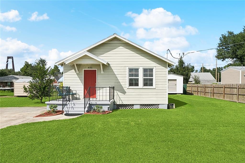 805 Luling Avenue Luling, LA 70070 - Photo 1 of 16