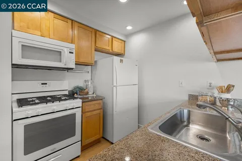 $699,000 | 4669 Golf Drive, Livermore, CA 94551