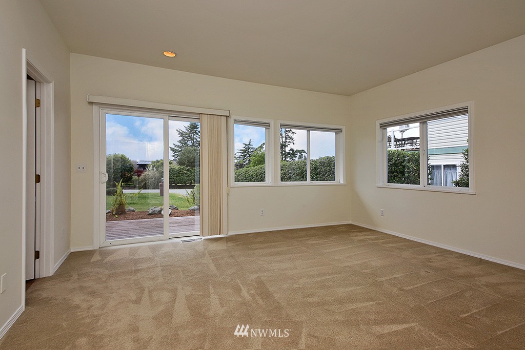 2247 Inverness Way Coupeville, WA 98239 - Photo 11 of 22 Gallery Image 11