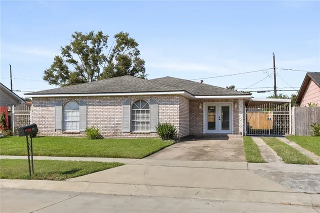 $239,000 | 437 Turtle Creek Lane, St. Rose, LA 70087