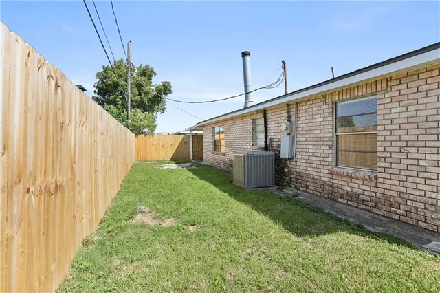 $239,000 | 437 Turtle Creek Lane, St. Rose, LA 70087