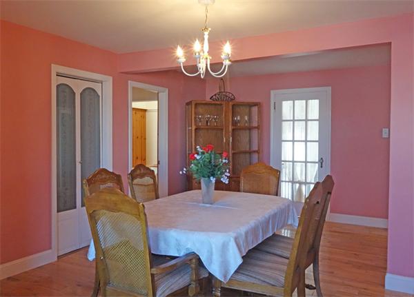 358 Bridle Path Worcester, MA 01604 - Photo 7 of 20 Gallery Image 7