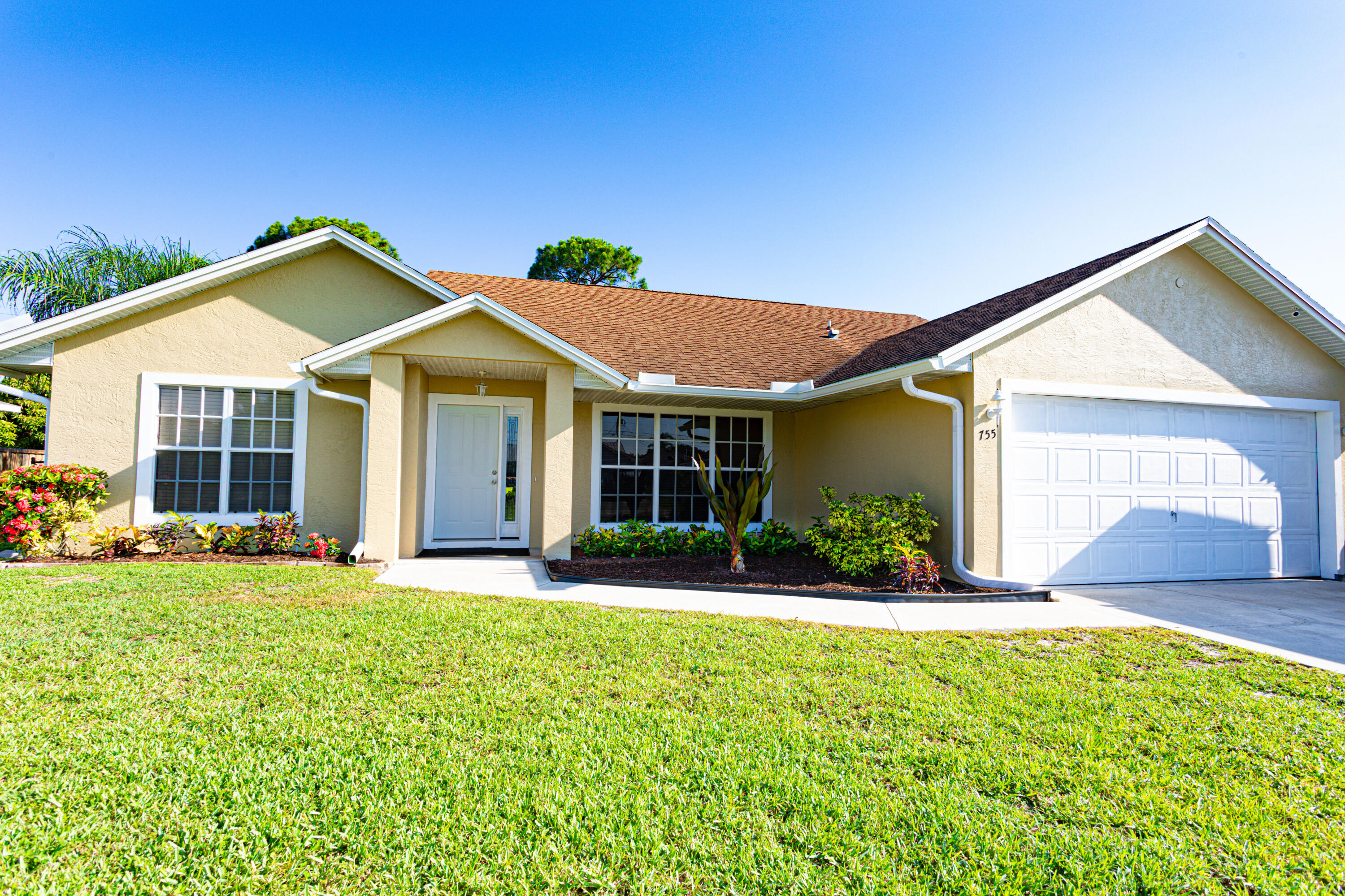 755 Southwest Ancona Road Port St. Lucie, FL 34953 - Photo 1 of 36 casa-14_1