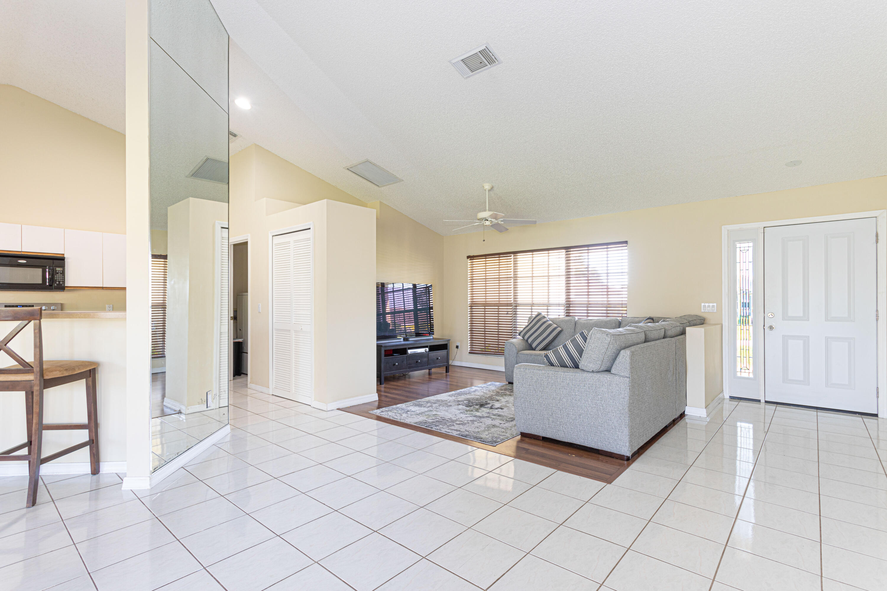 755 Southwest Ancona Road Port St. Lucie, FL 34953 - Photo 6 of 36 casa-18_1