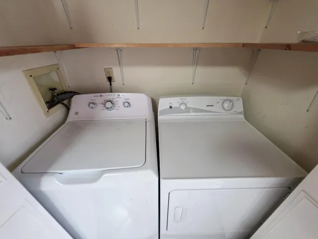 $195,000 | 103 Rose Bay Court, Royal Palm Beach, FL 33411